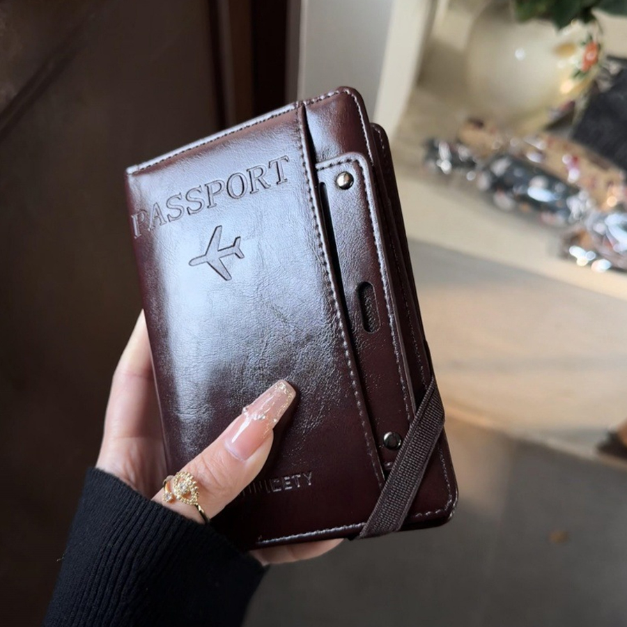 Passport Holder and Wallet in  - Travel Accessories Passport Holder avis et prix