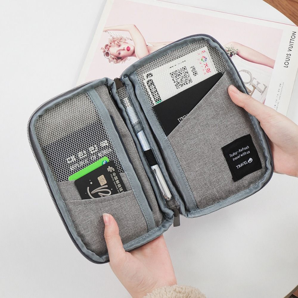 Travel Accessories Travel Wall - Travel Accessories Passport Holder avis et prix