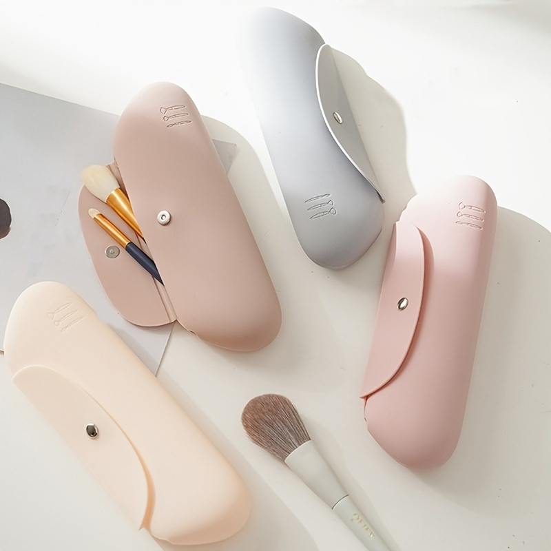 Silicone Travel Makeup Brush H - Travel Accessories Holder avis et prix