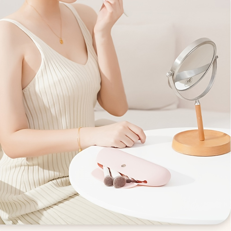 Silicone Travel Makeup Brush H - Travel Accessories Holder avis et prix