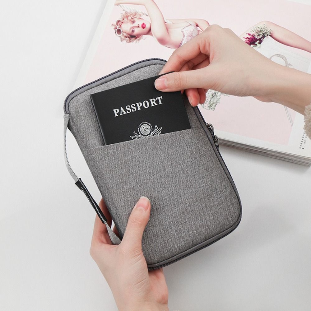Travel Accessories Travel Wall - Travel Accessories Passport Holder avis et prix